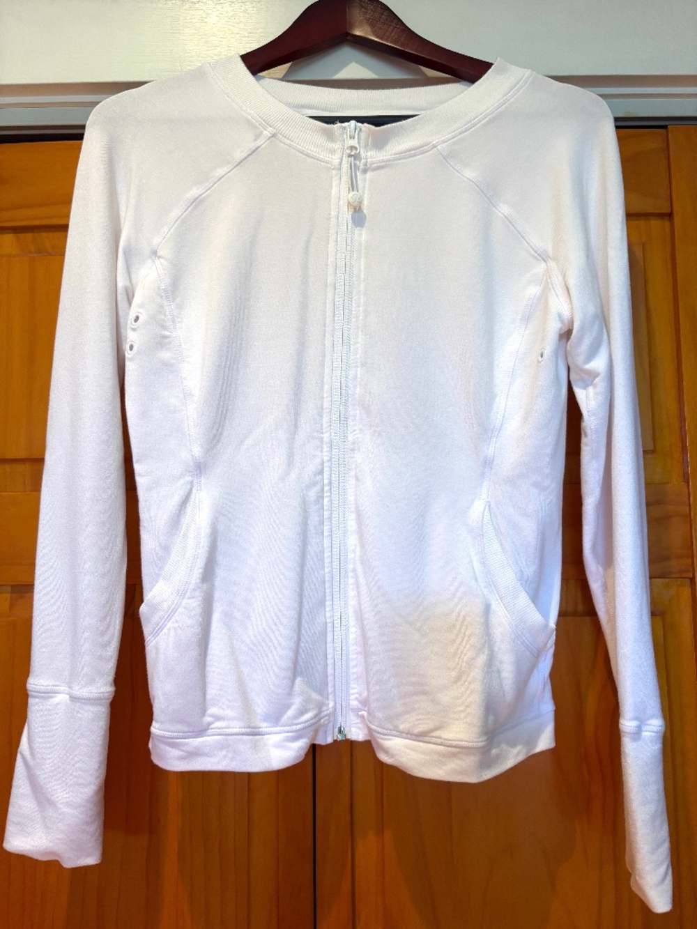 Y2K Lululemon White Soft Jacket, Thumb Holes, Pockets, Size 6, Zippered